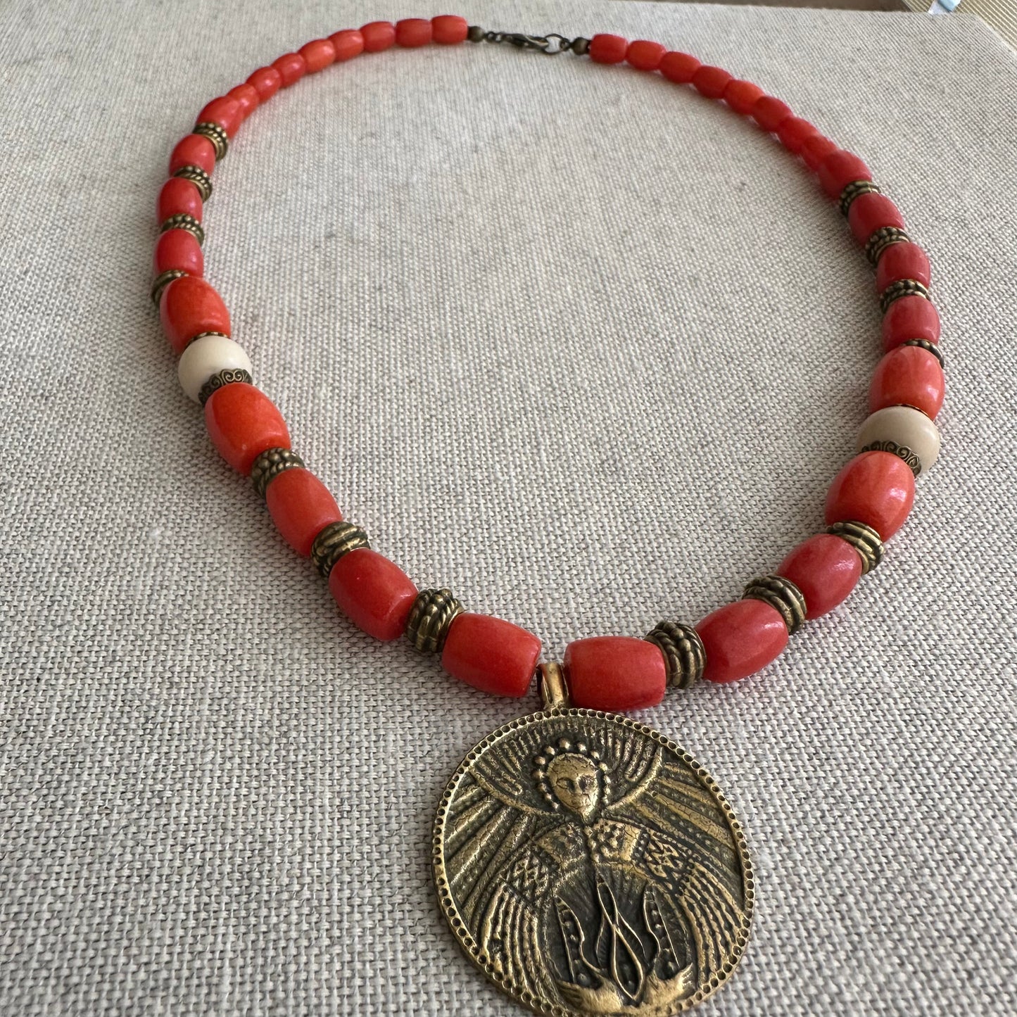 Collar de coral y jasper natural con Zgarda | UA Market®