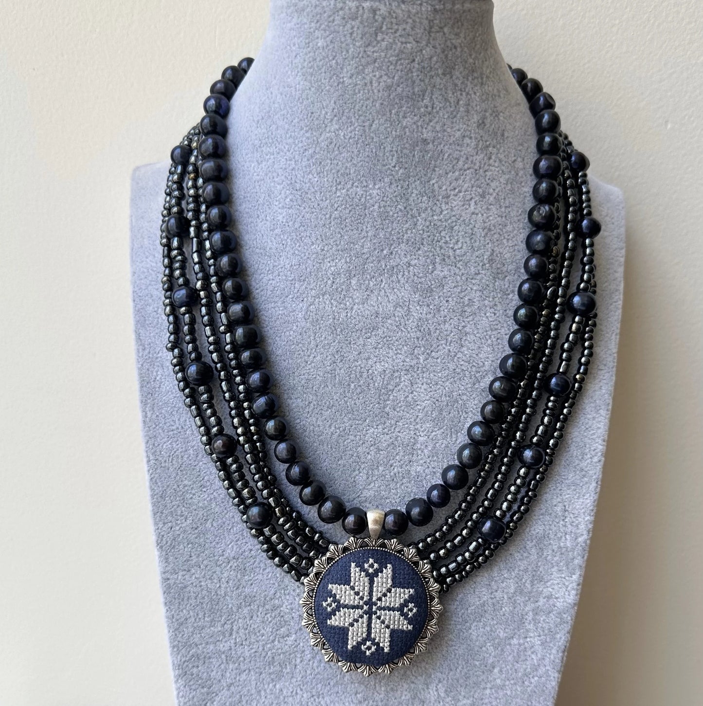 Collar de perlas naturales "Estrella de la Vida" | UA Market®