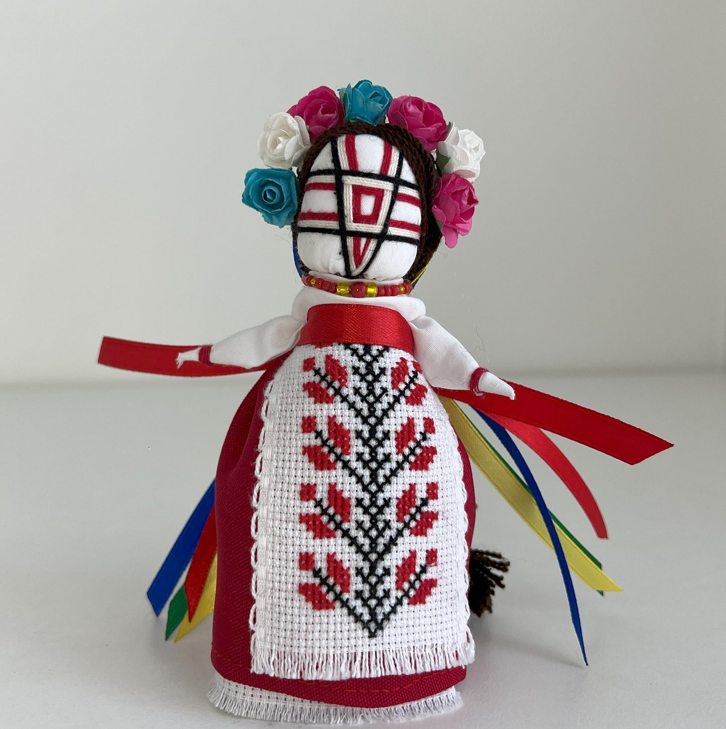 Motanka | Motanka Sofia | Blanco & Rojo | Bodado | UA Market®
