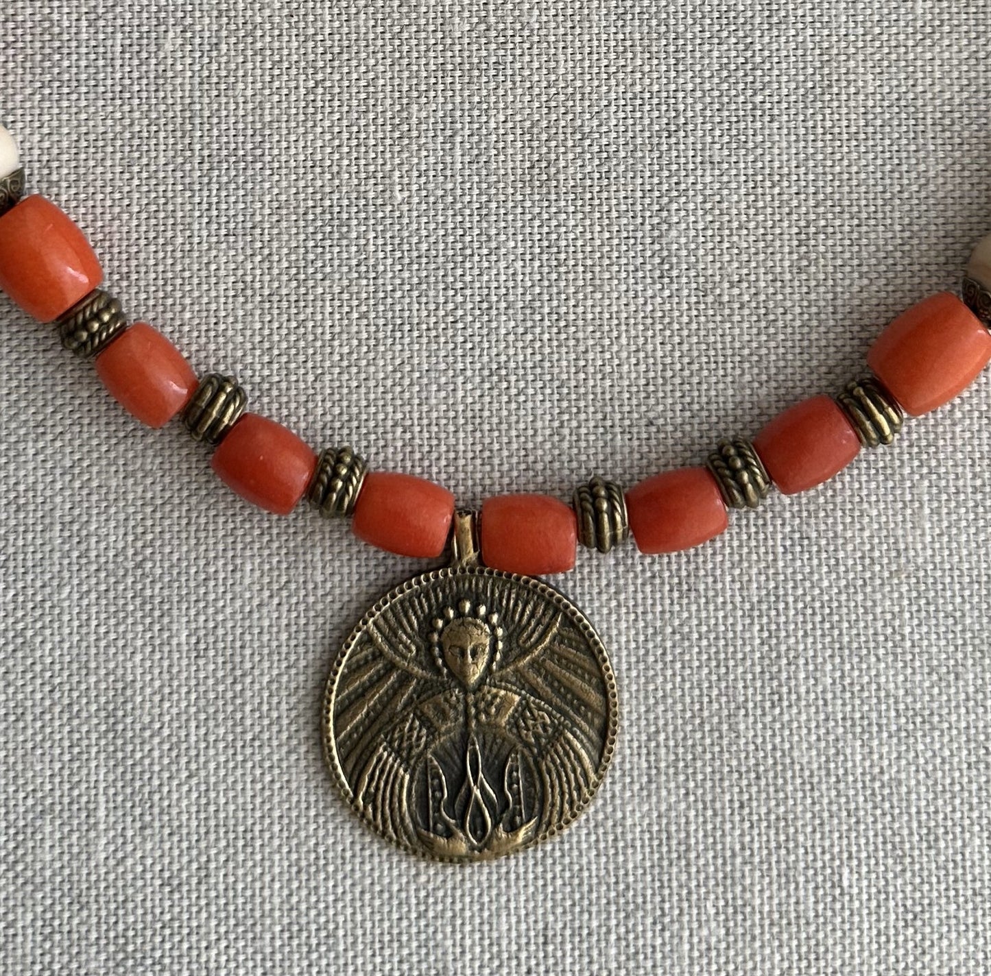 Collar de coral y jasper natural con Zgarda | UA Market®