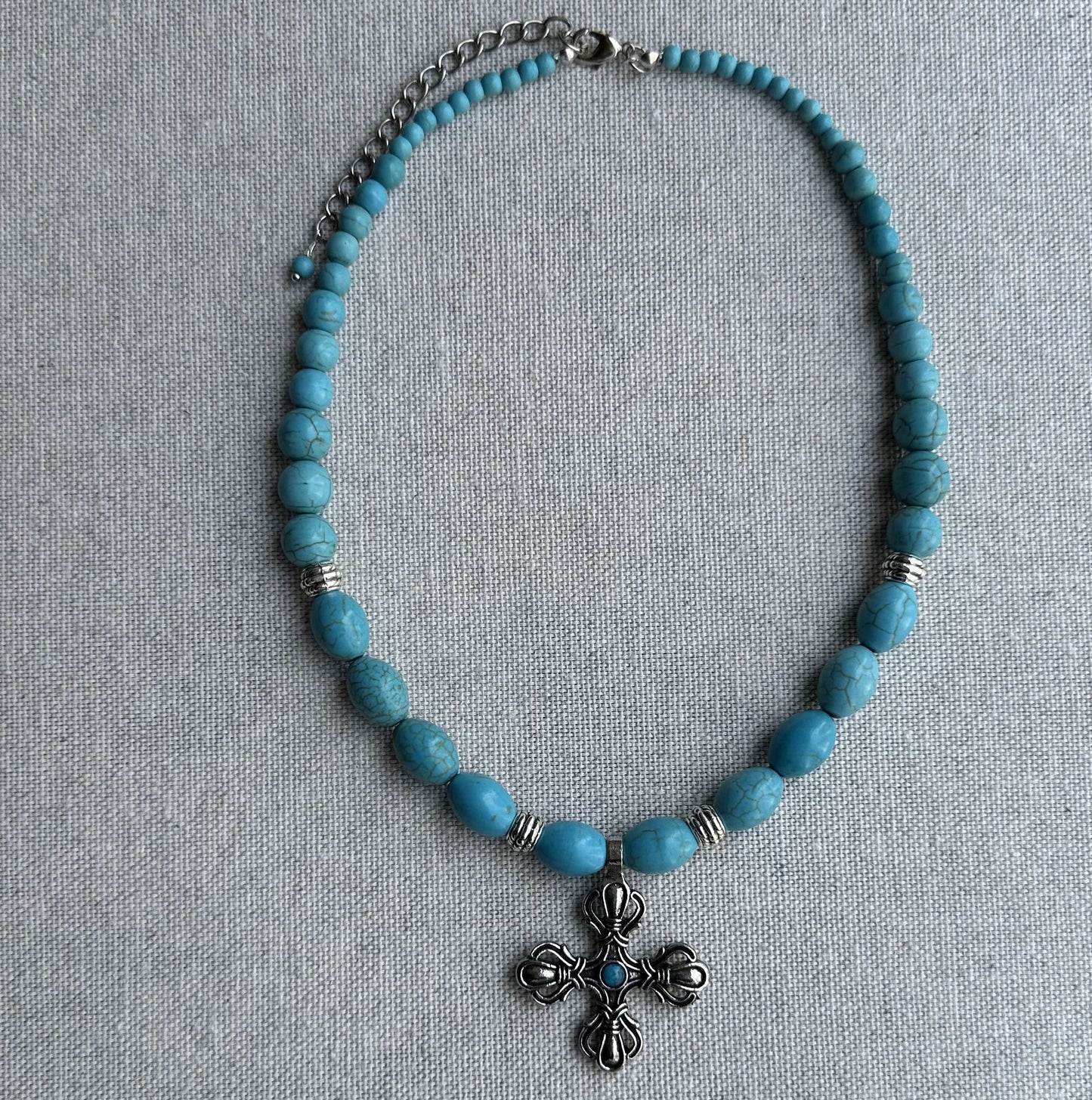 Collar de turquesa con colgante Cruz | UA Market®