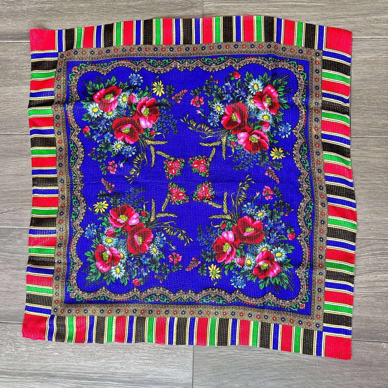 Bufanda cuadrada azul con rayos | UA Market®