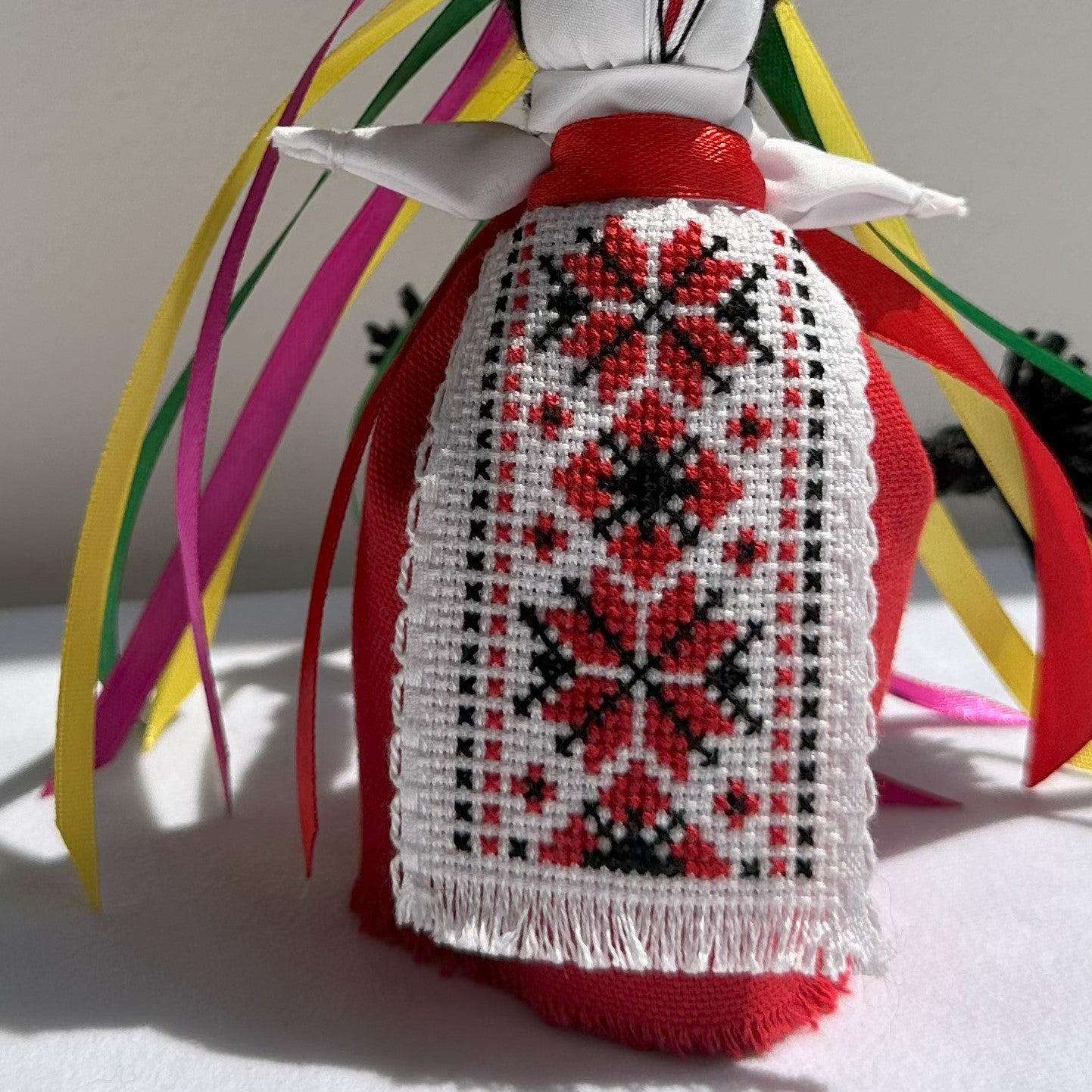 Motanka | Motanka Estrella de la Vida | Blanco & Rojo | Corona de Flores | UA Market®