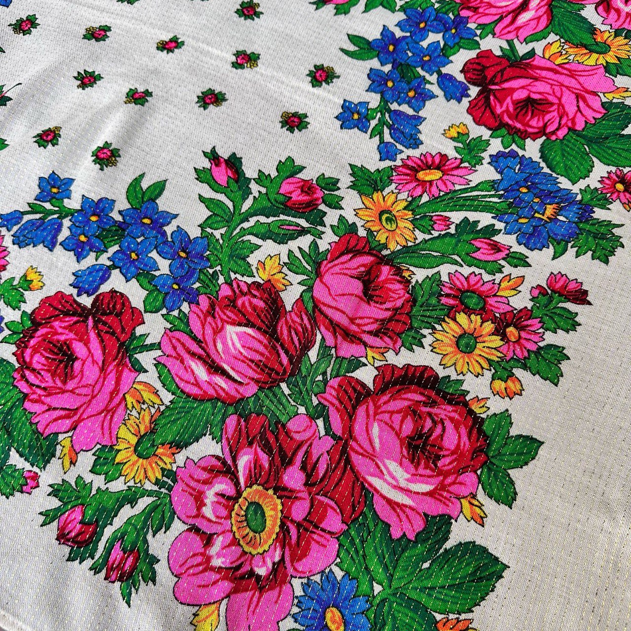 Bufanda cuadrada blanca | UA Market®
