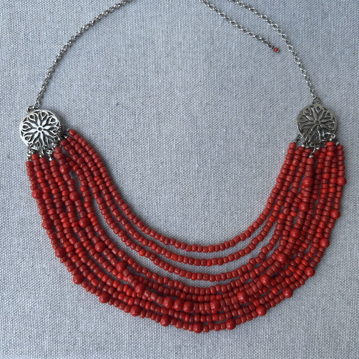 Set de collares de piedras naturales con colgante bordado | UA Market®