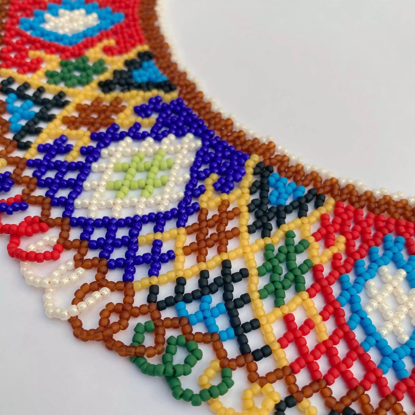 Collar "Alegría", Silanka Ucraniana ancha con ornamento tradicional