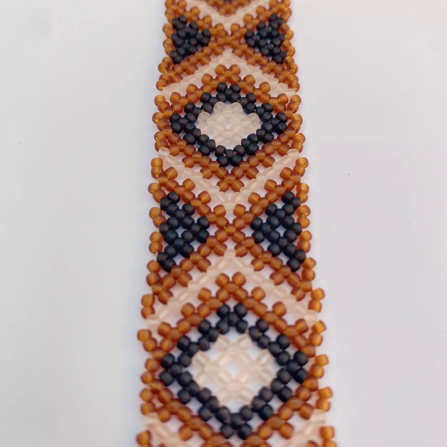 Silanka "Rombita", collar estrecha