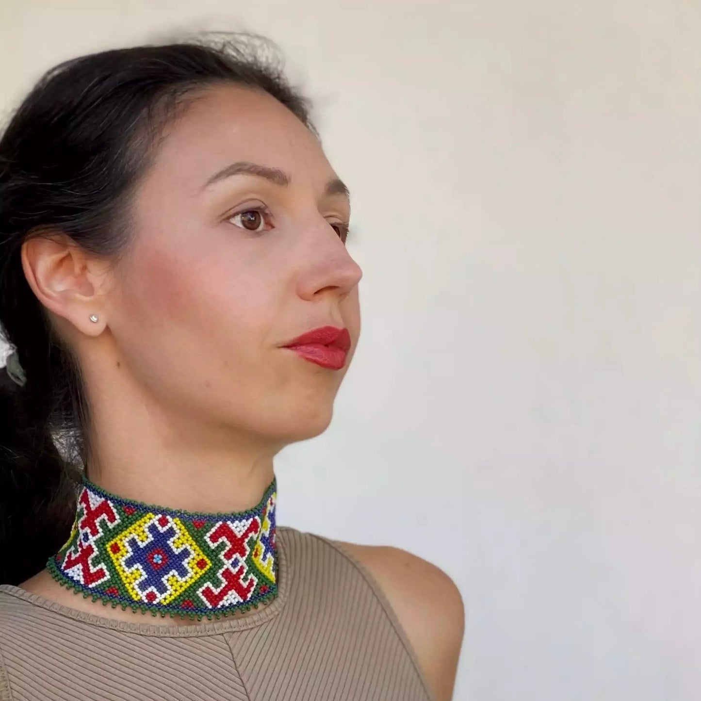Collar "Memoria", Silanka collar ucraniana tradicional