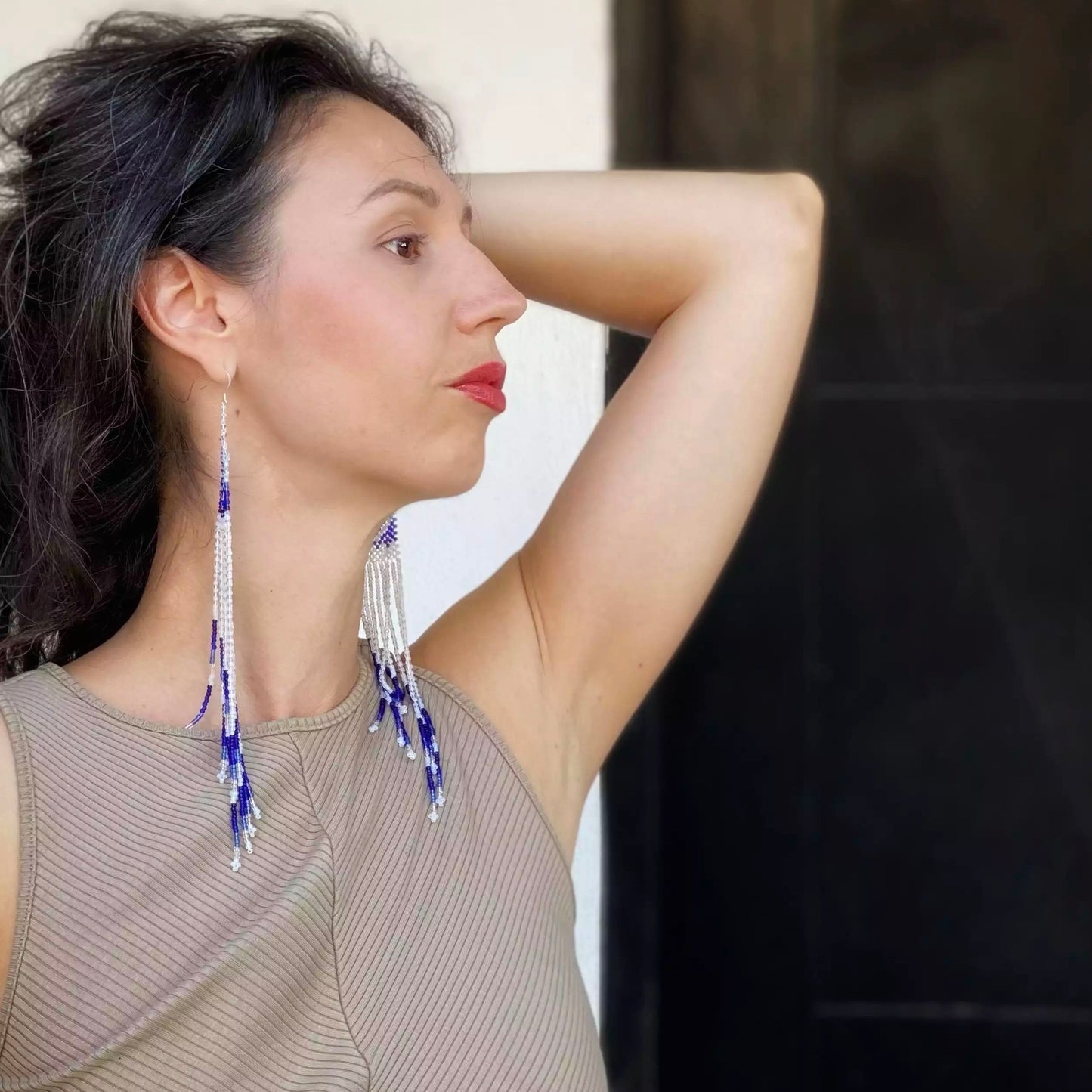 “Alas de Tierra” Pendientes largos con colgantes en estilo boho chic