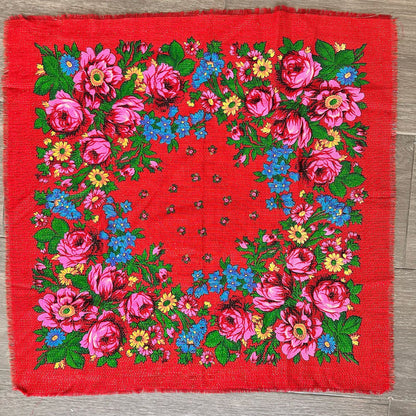 Bufanda cuadrada roja | UA Market®