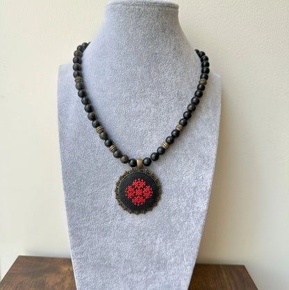 Collar de obsidian dorado "Flor Roja" | UA Market®