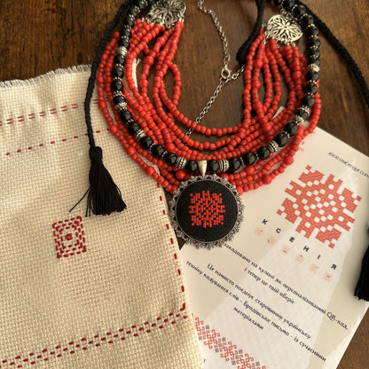 Set de collares de piedras naturales con colgante bordado | UA Market®
