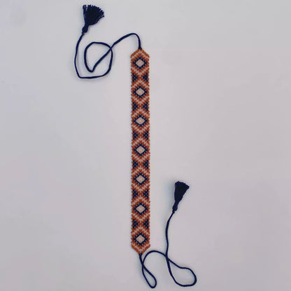 Silanka "Rombita", collar estrecha