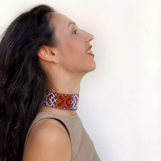 Collar "Hielo y Llama", Silanka ucraniana