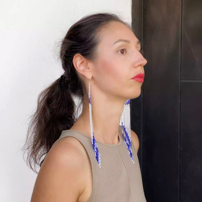 “Alas de Tierra” Pendientes largos con colgantes en estilo boho chic